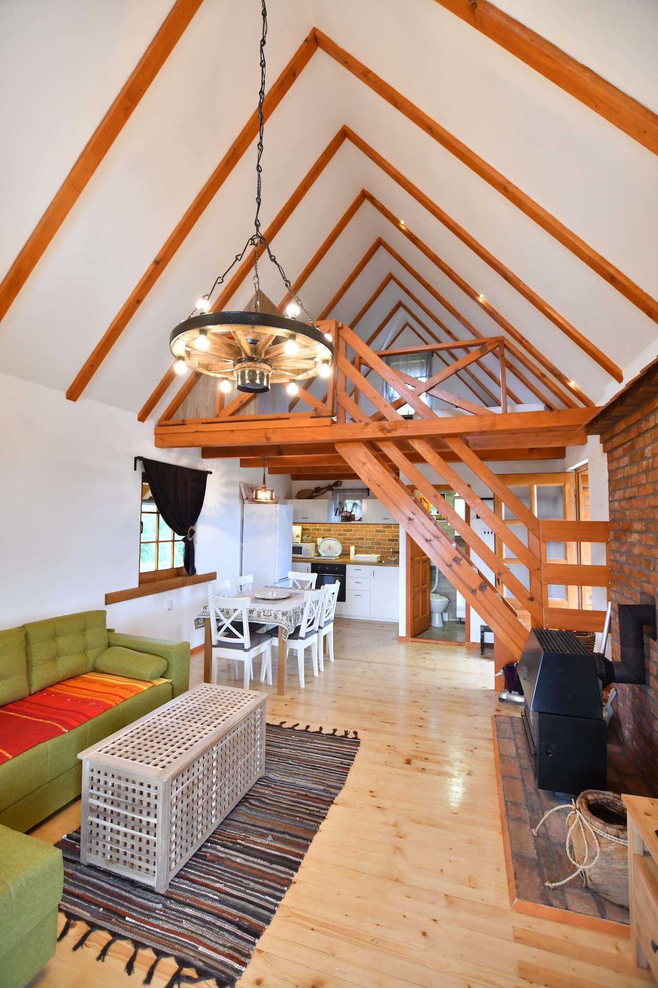 Brvnara Promaja - Unutrašnjost